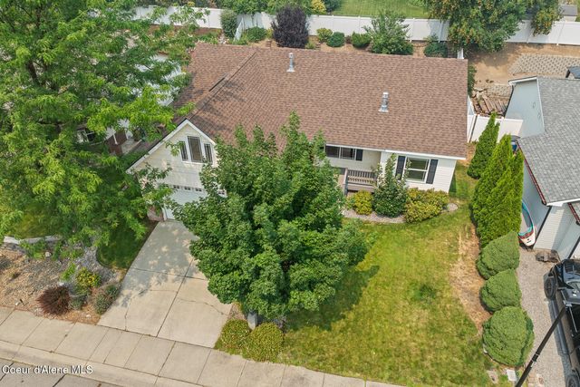 701 E Kokanee Dr, Post Falls, ID 83854