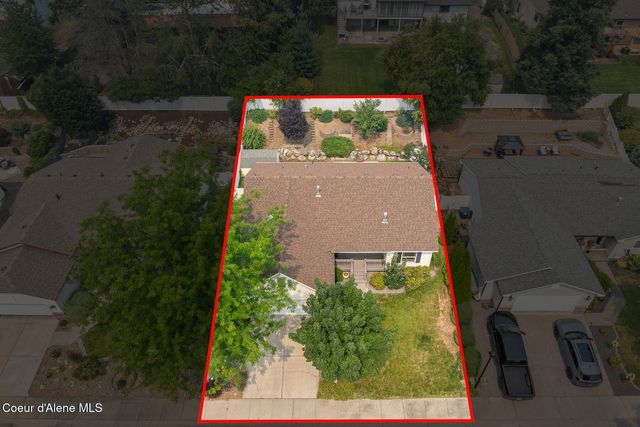 701 E Kokanee Dr, Post Falls, ID 83854