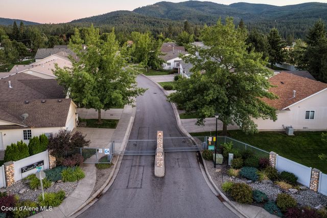 701 E Kokanee Dr, Post Falls, ID 83854