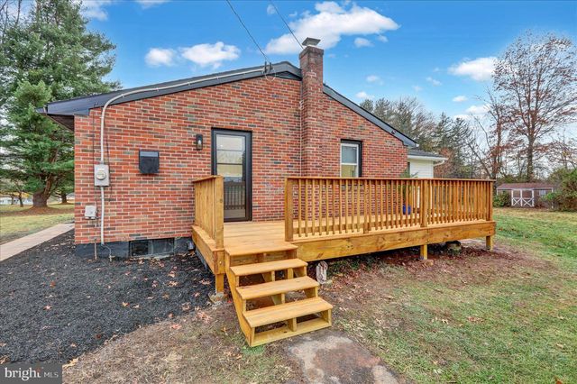 56 MONOCACY RD, Birdsboro, PA 19508