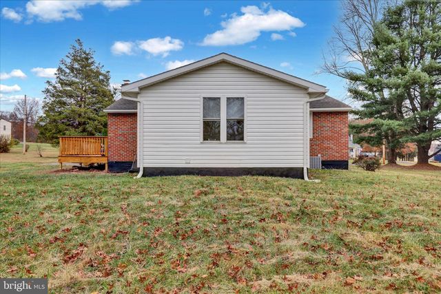 56 MONOCACY RD, Birdsboro, PA 19508