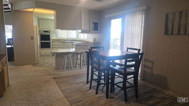 181 Sousa Lane, Bakersfield, CA 93308