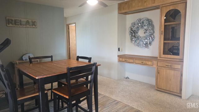 181 Sousa Lane, Bakersfield, CA 93308