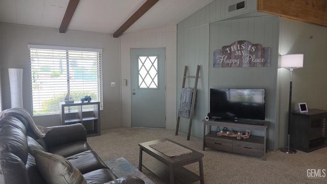 181 Sousa Lane, Bakersfield, CA 93308