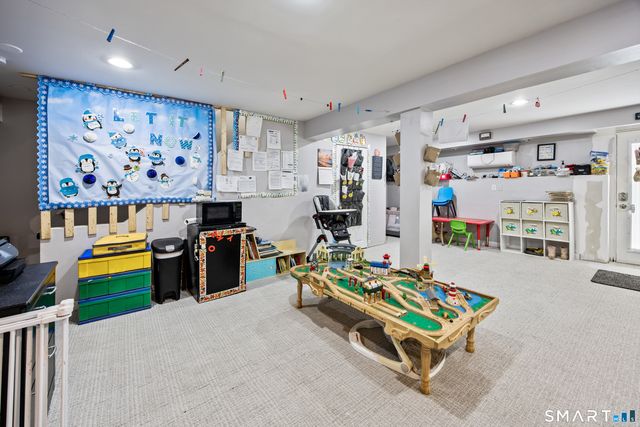 16 Sorensen Road, West Haven, CT 06516