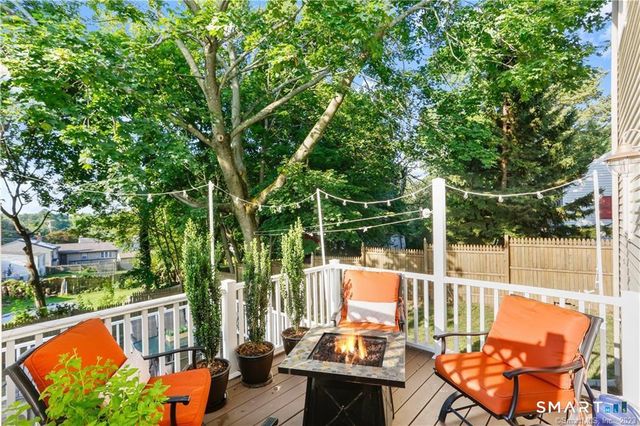 16 Sorensen Road, West Haven, CT 06516