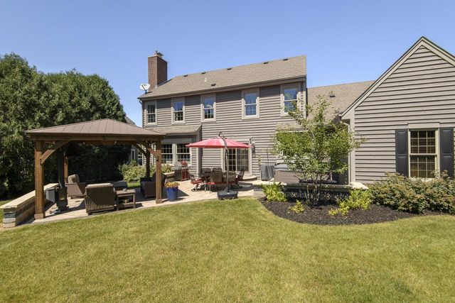 587 Cottonwood LANE, Grafton, WI 53024