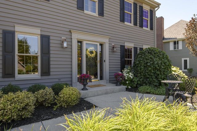 587 Cottonwood LANE, Grafton, WI 53024