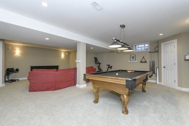 587 Cottonwood LANE, Grafton, WI 53024