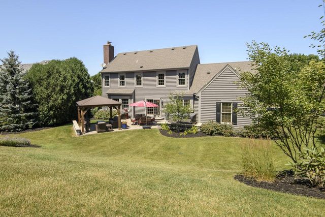 587 Cottonwood LANE, Grafton, WI 53024