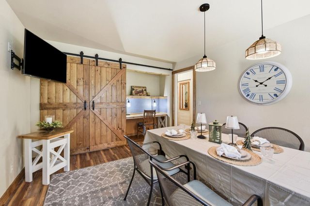 4388 Lakeridge Dr, Pollock Pines, CA 95726