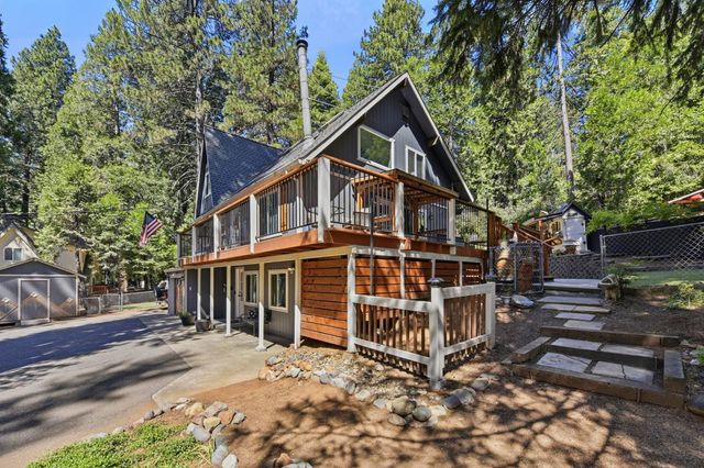 4388 Lakeridge Dr, Pollock Pines, CA 95726