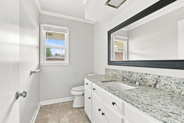 1444 Oaklawn Drive, Corsicana, TX 75110
