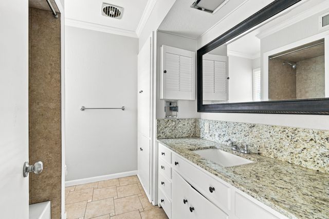 1444 Oaklawn Drive, Corsicana, TX 75110