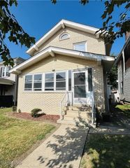 1329 East Street, Follansbee, WV 26037