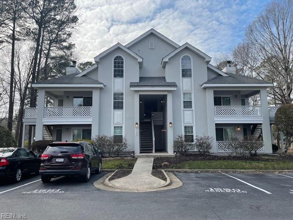 720 Inlet Quay Apt A, Chesapeake, VA 23320