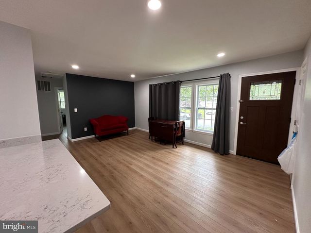 6407 85TH AVE, New Carrollton, MD 20784
