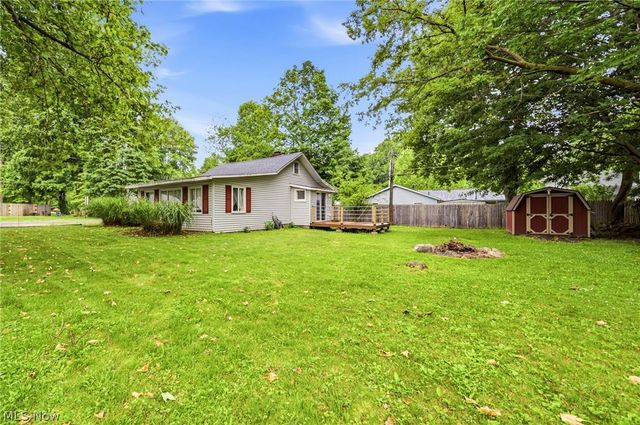 1588 Yale Avenue, Madison, OH 44057
