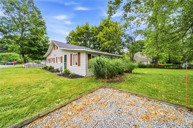 1588 Yale Avenue, Madison, OH 44057