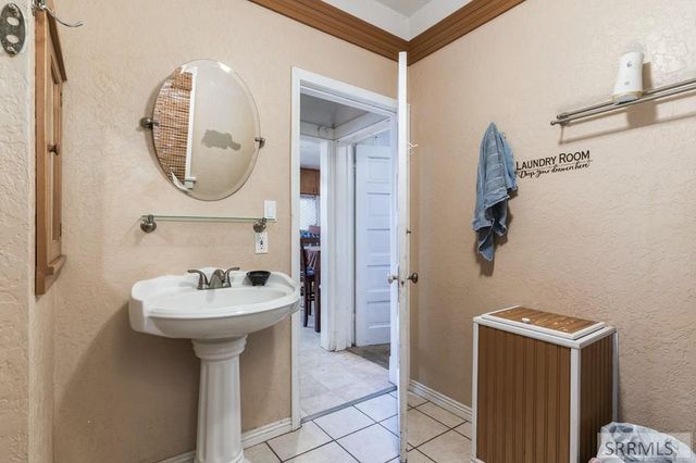 1565 NW Main Street, Blackfoot, ID 83221