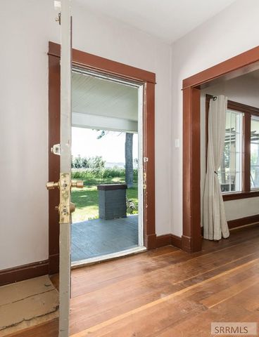 1565 NW Main Street, Blackfoot, ID 83221