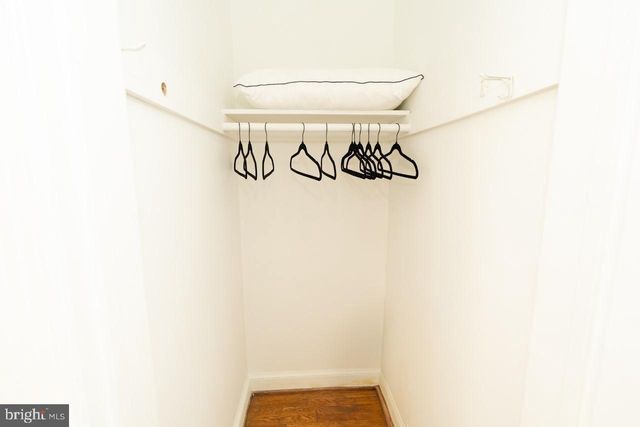 1037 16TH ST S, Arlington, VA 22202