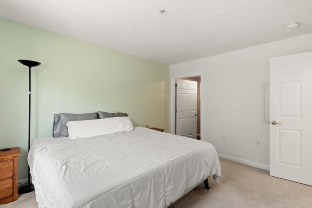 10 Kellogg Rd Ste 233, Essex Junction, VT 05452