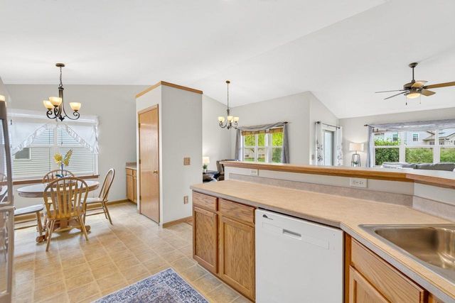 973 Baneberry Drive, Sun Prairie, WI 53590