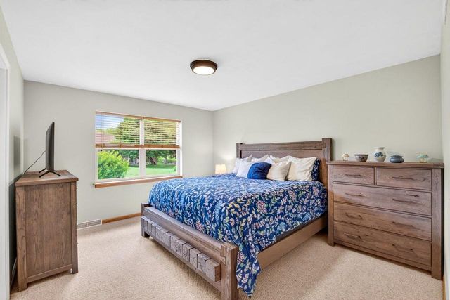 973 Baneberry Drive, Sun Prairie, WI 53590