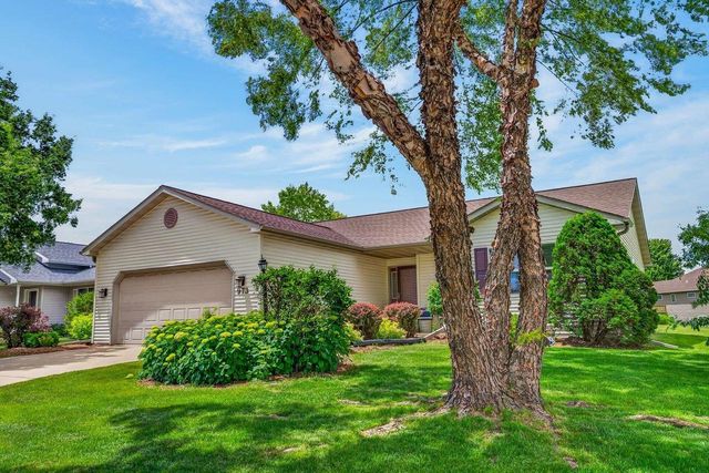 973 Baneberry Drive, Sun Prairie, WI 53590