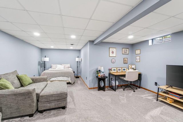 973 Baneberry Drive, Sun Prairie, WI 53590