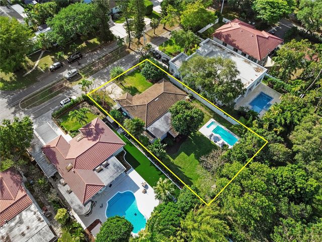 11790 NE 8th Avenue, Biscayne Park, FL 33161