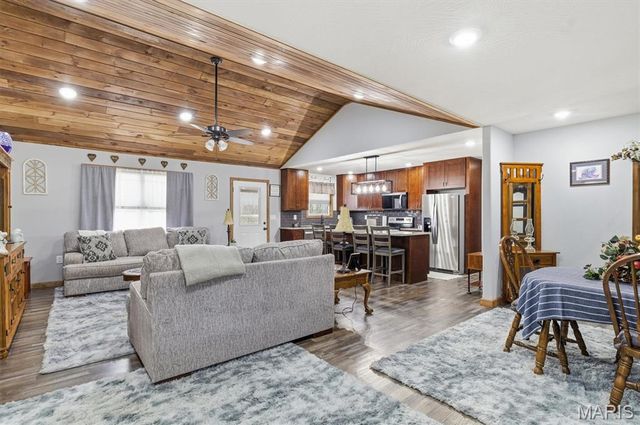 183 M- Sunshine Avenue, Cabool, MO 65689