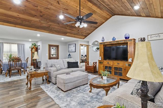 183 M- Sunshine Avenue, Cabool, MO 65689