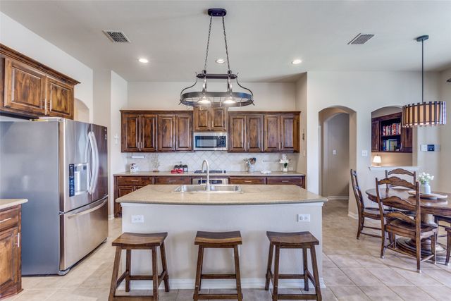 3233 Horizons Drive, Little Elm, TX 75068