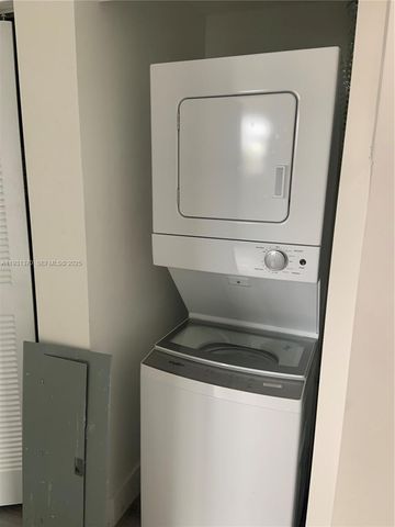 853 E 24th St 304, Hialeah, FL 33013