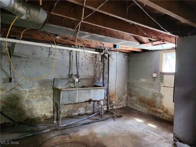 3588 Jefferson Road, Ashtabula, OH 44004