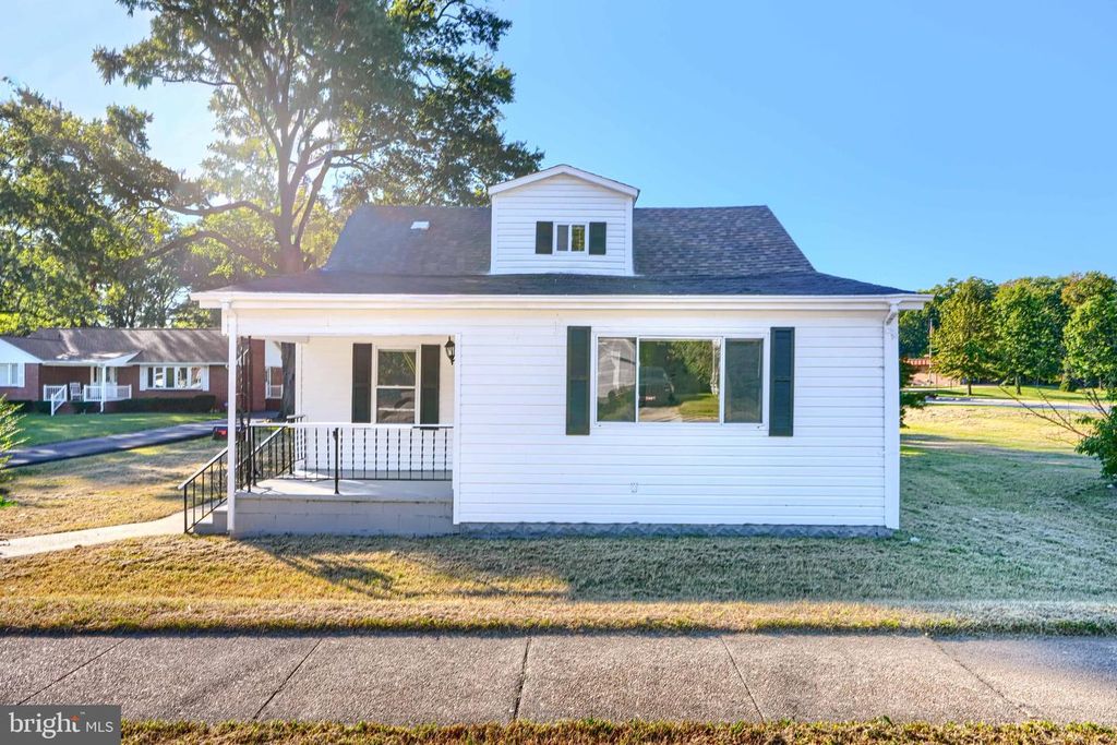 212 N MARLYN AVE, Essex, MD 21221