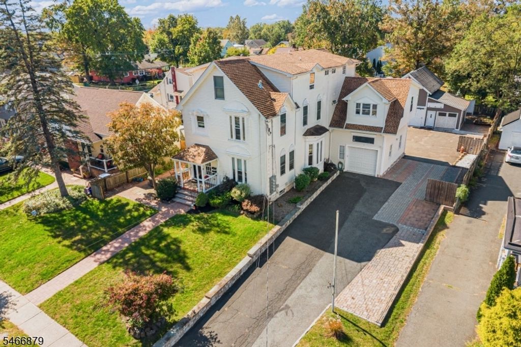 262 Prospect Ave, Dunellen Boro, NJ 08812 — exterior