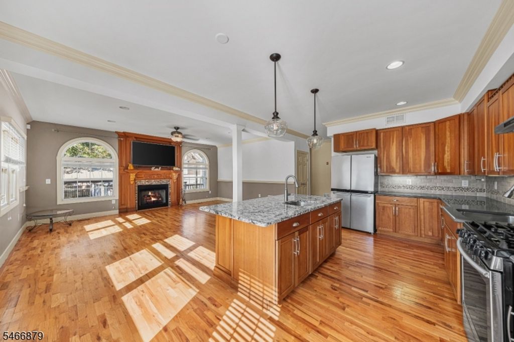 262 Prospect Ave, Dunellen Boro, NJ 08812 — photo 5