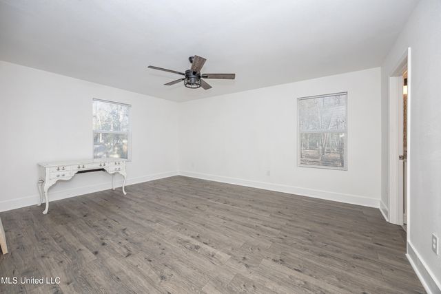 5308 Center Street, Ocean Springs, MS 39564