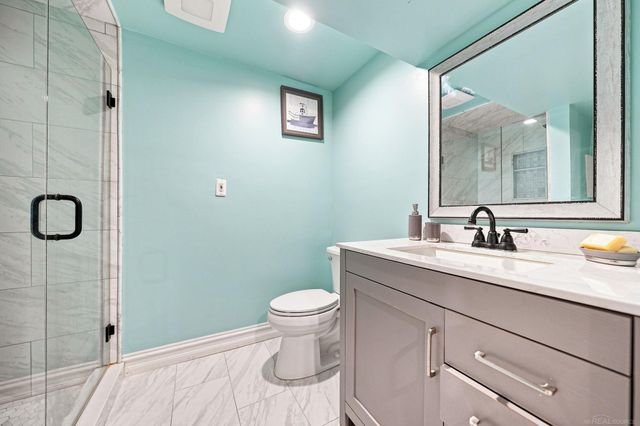 33707 Bayview Dr Drive, Chesterfield, MI 48047