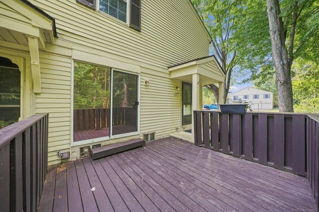 33707 Bayview Dr Drive, Chesterfield, MI 48047