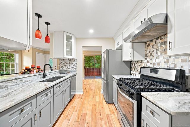 33707 Bayview Dr Drive, Chesterfield, MI 48047