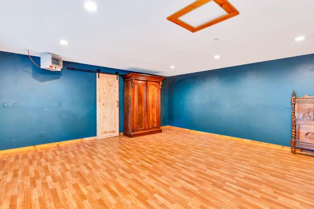 1708 Chamberlain Avenue, Chattanooga, TN 37404