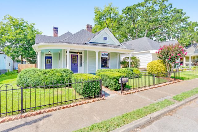 1708 Chamberlain Avenue, Chattanooga, TN 37404
