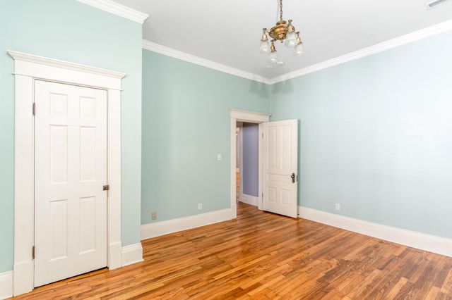 1708 Chamberlain Avenue, Chattanooga, TN 37404