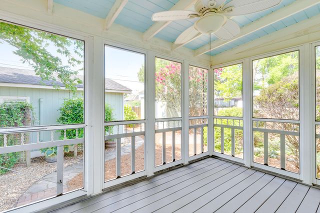 1708 Chamberlain Avenue, Chattanooga, TN 37404
