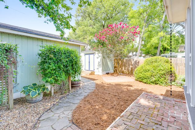 1708 Chamberlain Avenue, Chattanooga, TN 37404