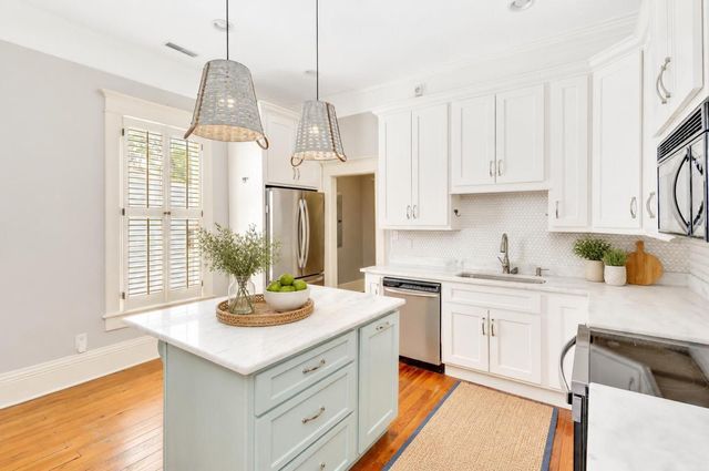 1708 Chamberlain Avenue, Chattanooga, TN 37404
